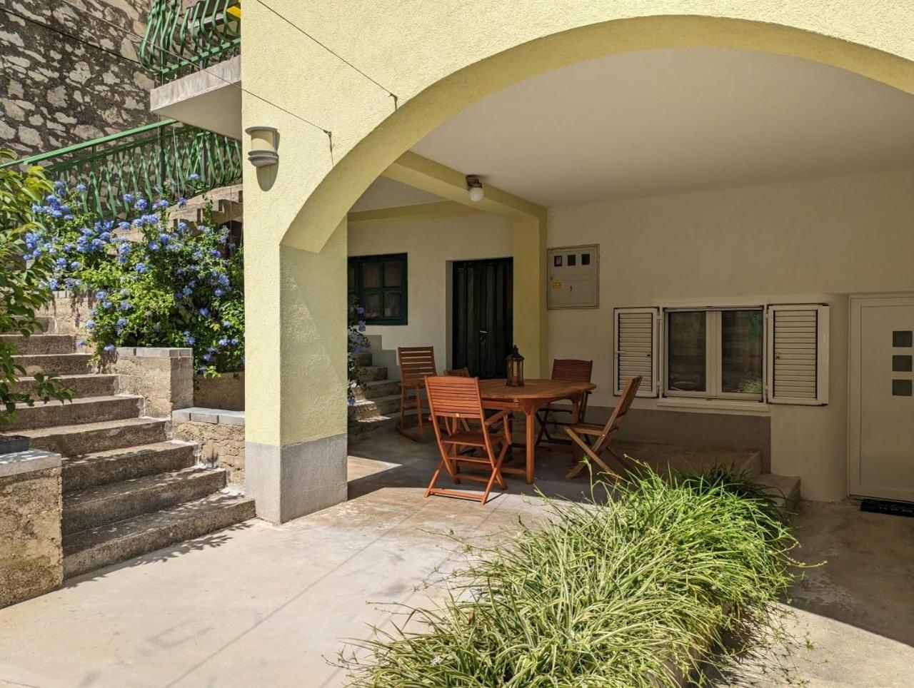 شقة Apartman Bonaca شيبينيك المظهر الخارجي الصورة